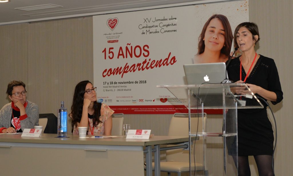 La doctora Rosa Collell presentó su investigación, ganadora de la primera edición de la Beca Menudos Corazones, en las XV Jornadas sobre Cardiopatías Congénitas de esta fundación, el pasado noviembre