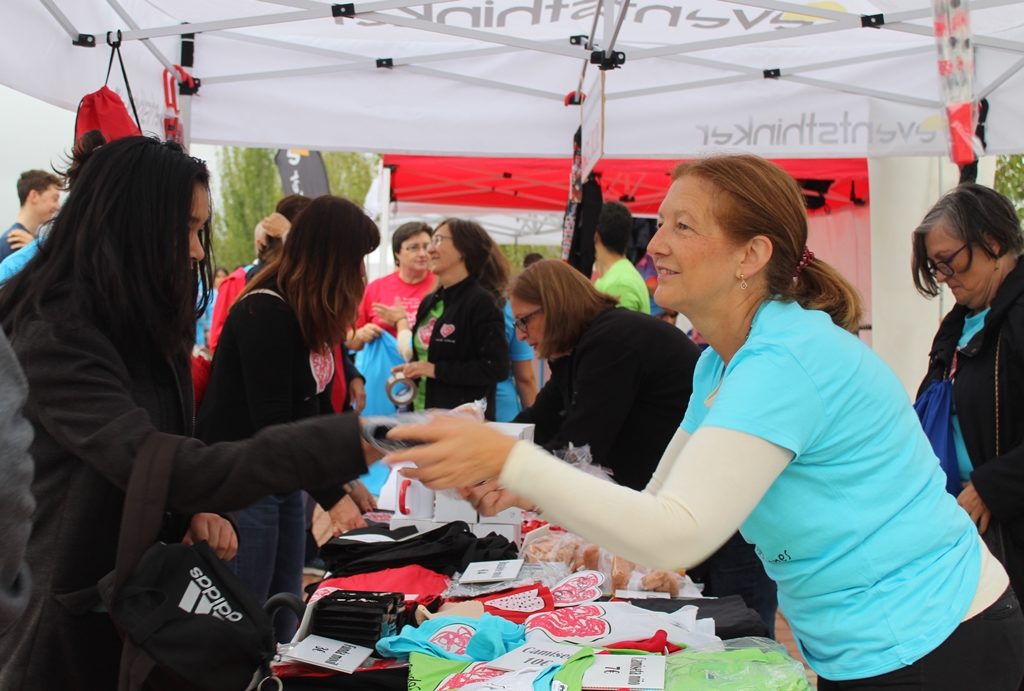 Mercadillo en la Carrera Solidaria Menudos Corazones 2019