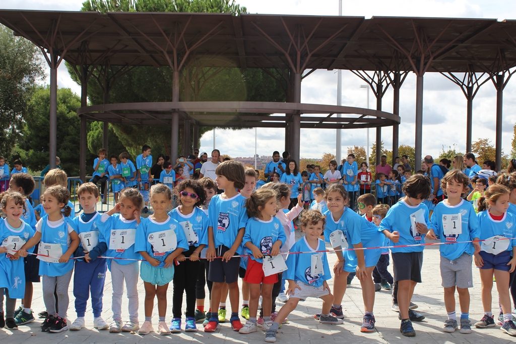 Salida Marcha infantil no competitiva Carrera Menudos Corazones 2019