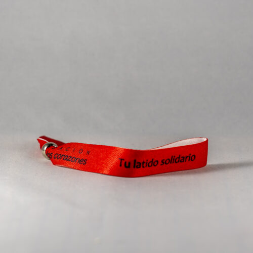 pulsera solidaria menudos corazones