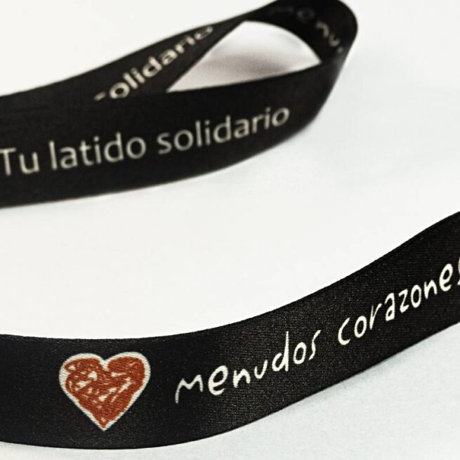 lanyard solidario menudos corazones