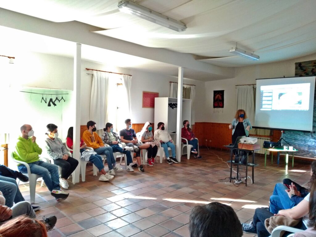 Charla de empleabilidad en la VIII Convivencia para Jóvenes de Menudos Corazones