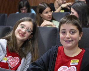 Asistentes a la Jornada por las cardiopatías congénitas en el Congreso de los Diputados.