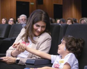 Asistentes a la Jornada por las cardiopatías congénitas en el Congreso de los Diputados.
