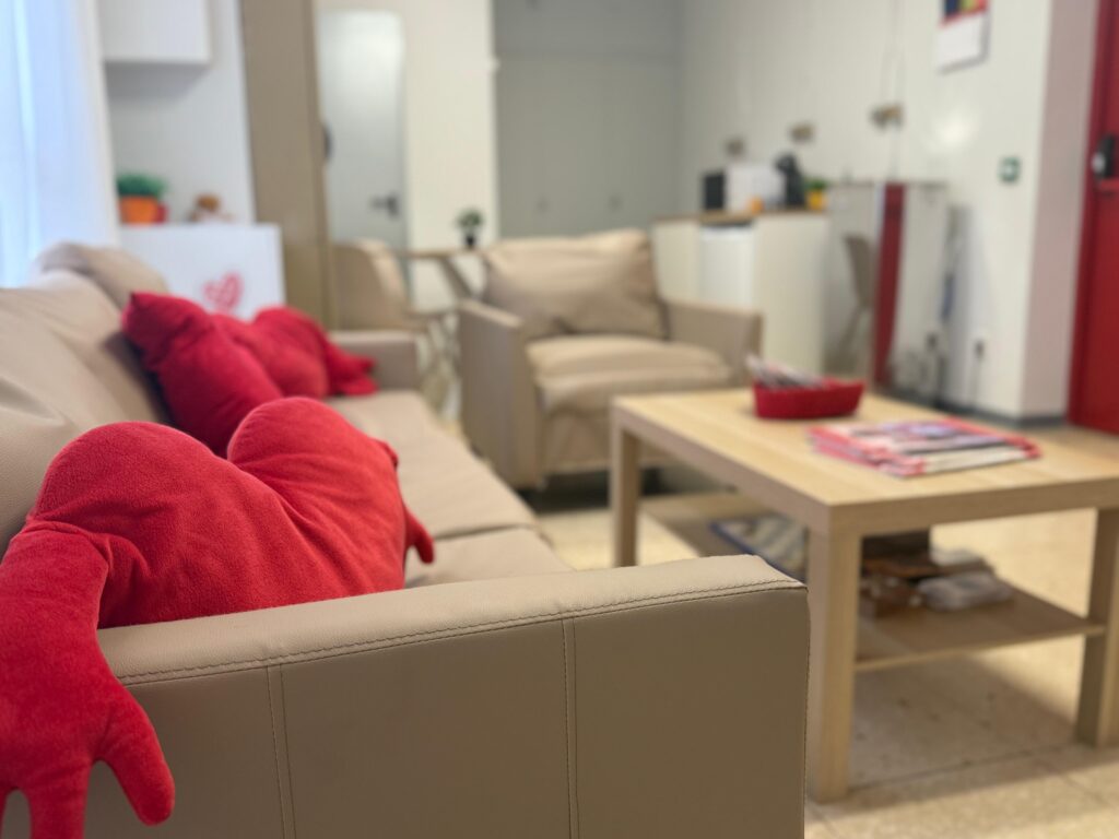 Sala de descanso de Menudos Corazones en el Hospital La Paz.