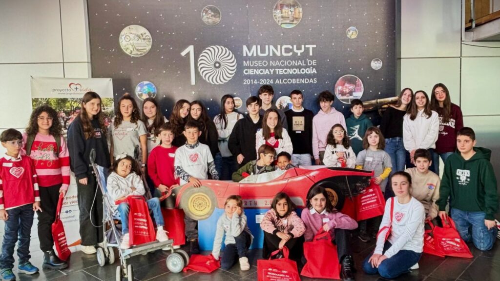 Actividad de los chicos y las chicas entre 7 y 17 años en la XXII Jornada sobre Cardiopatías Congénitas.